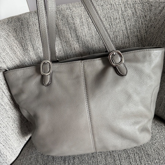 Gray Michael Kors Large Purse - Picture 4 of 4